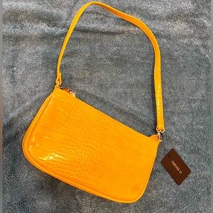 Forever 21 Yellow Faux snakeskin embossed purse. NWT!